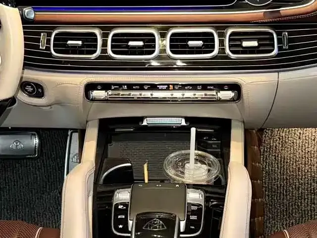 Mercedes-Benz GLS 2023 из CN, фото 2
