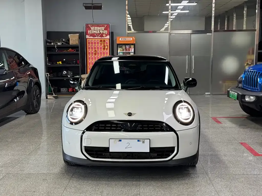 MINI Cooper (3-door) 2025 из CN, фото 7