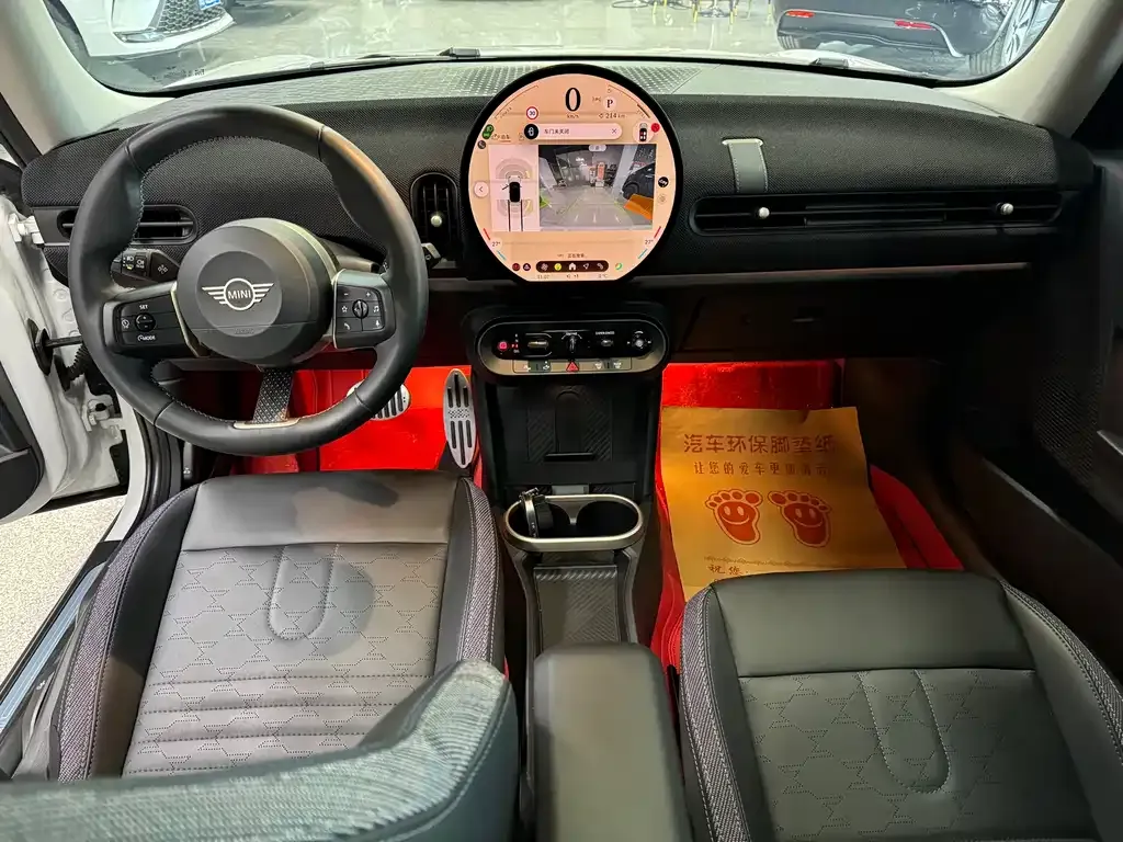 MINI Cooper (3-door) 2025 из CN, фото 3