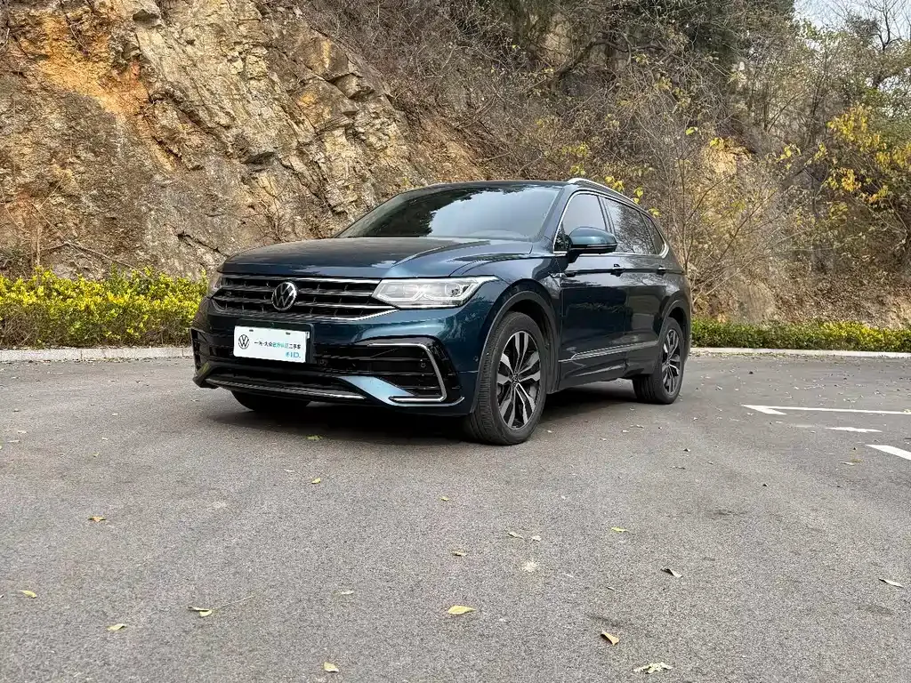 Volkswagen Tiguan L 2021 из CN, фото 1