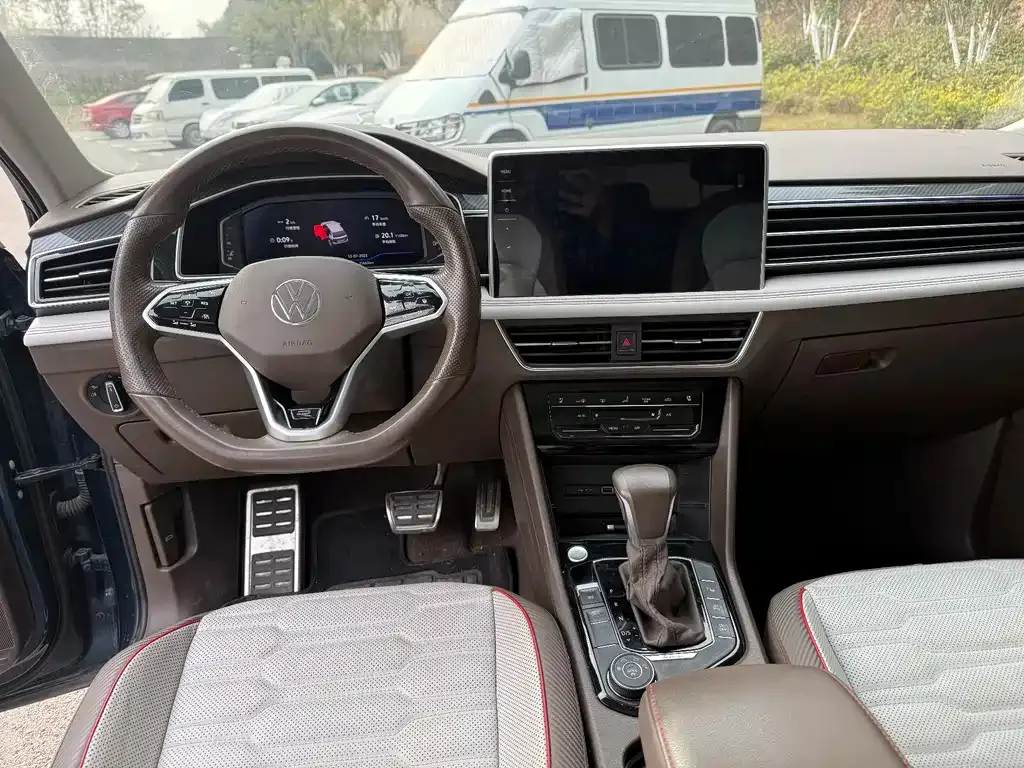Volkswagen Tiguan L 2021 из CN, фото 6