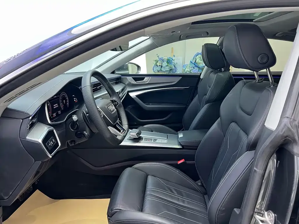Audi A7 2025 из CN, фото 9