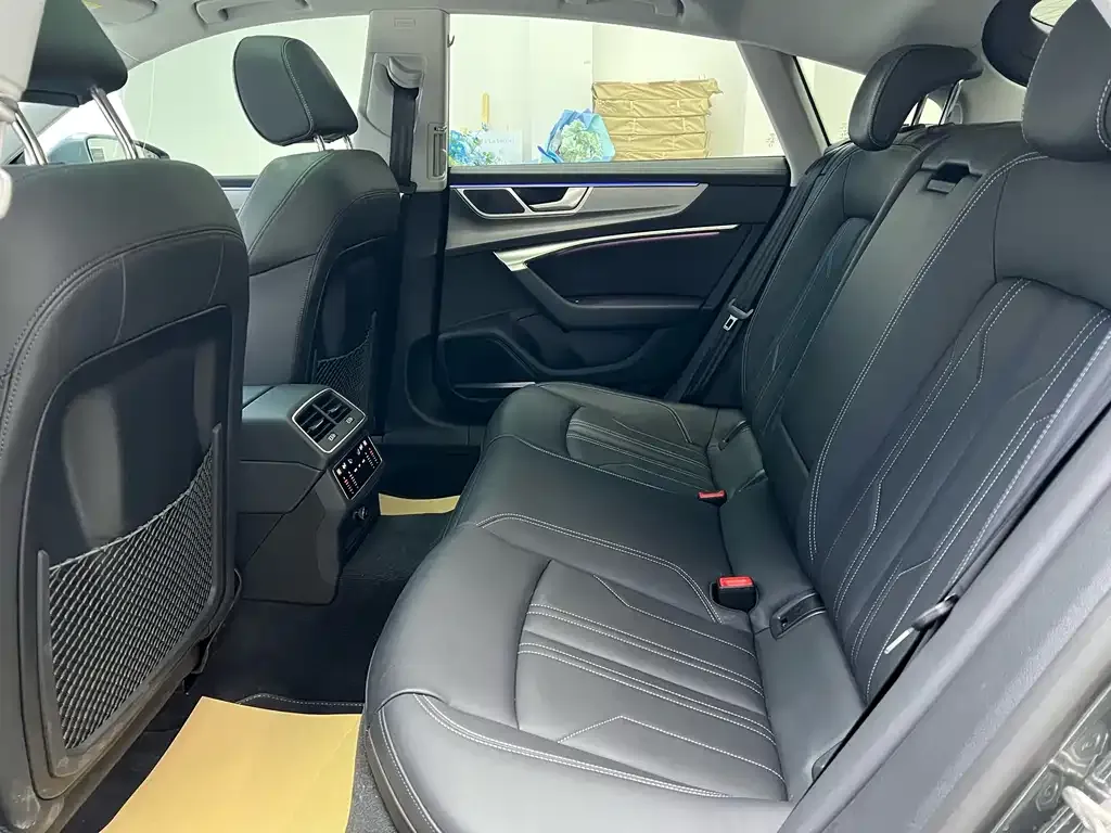 Audi A7 2025 из CN, фото 3
