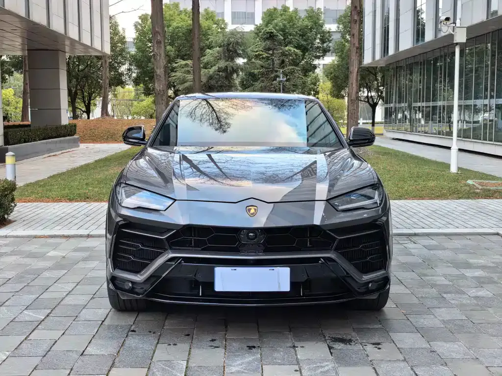 Lamborghini Urus — фото 10