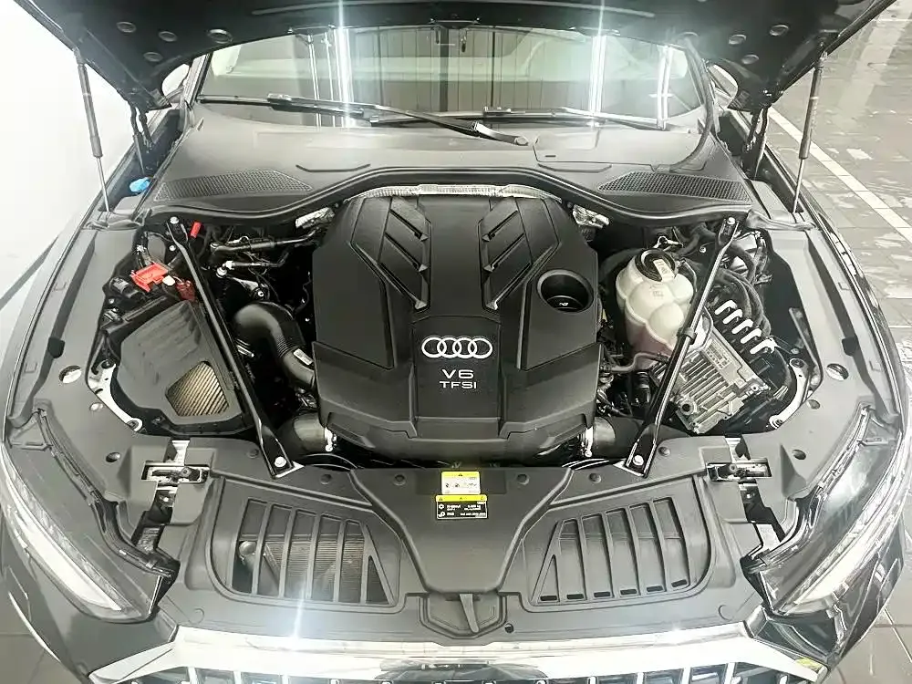 Audi A8 2025 из CN, фото 8
