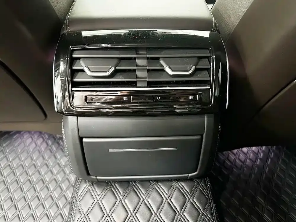 Audi A8 2025 из CN, фото 6