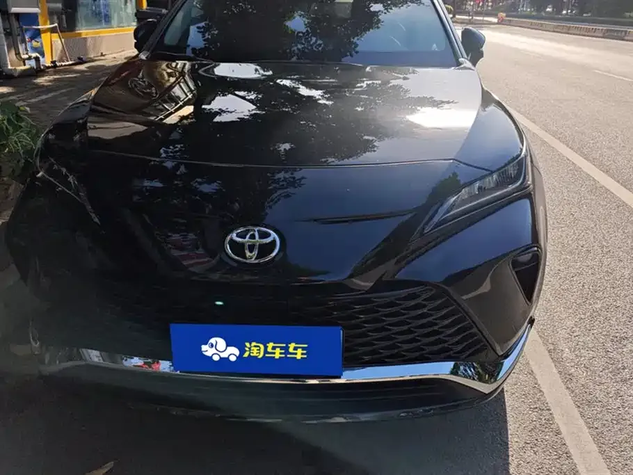 Toyota Venza 2023 из CN, фото 2