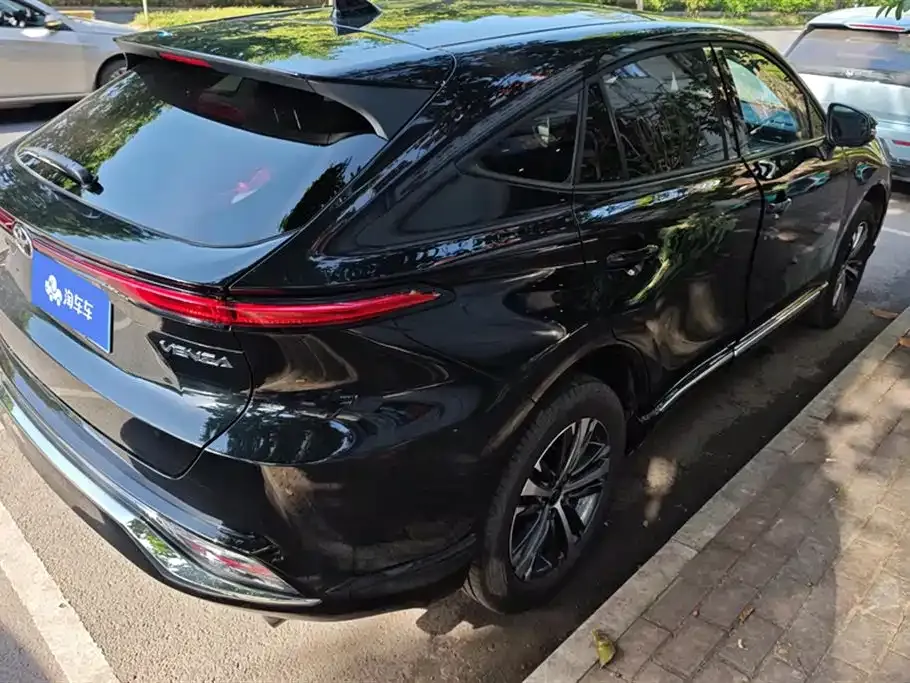 Toyota Venza 2023 из CN, фото 3