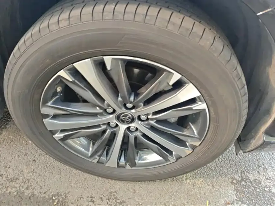 Toyota Venza 2023 из CN, фото 6