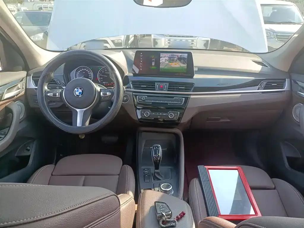 BMW X1 2021 из CN, фото 10