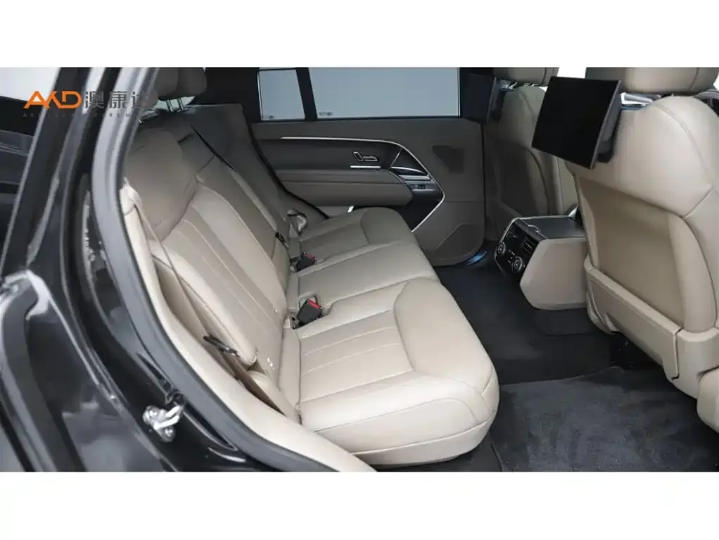 Land Rover Range Rover 2023 из CN, фото 2