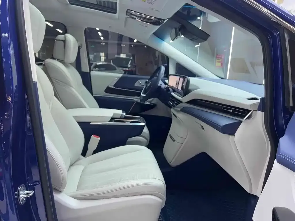 Buick Century 2023 из CN, фото 6