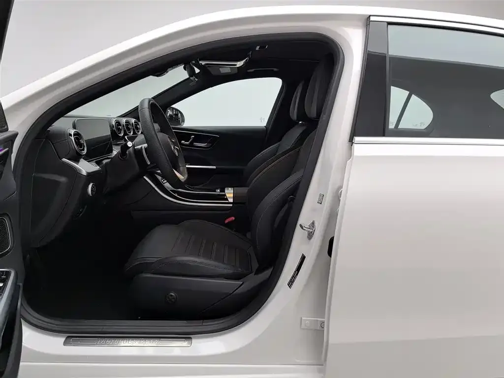 Mercedes-Benz C-Class 2023 из CN, фото 10