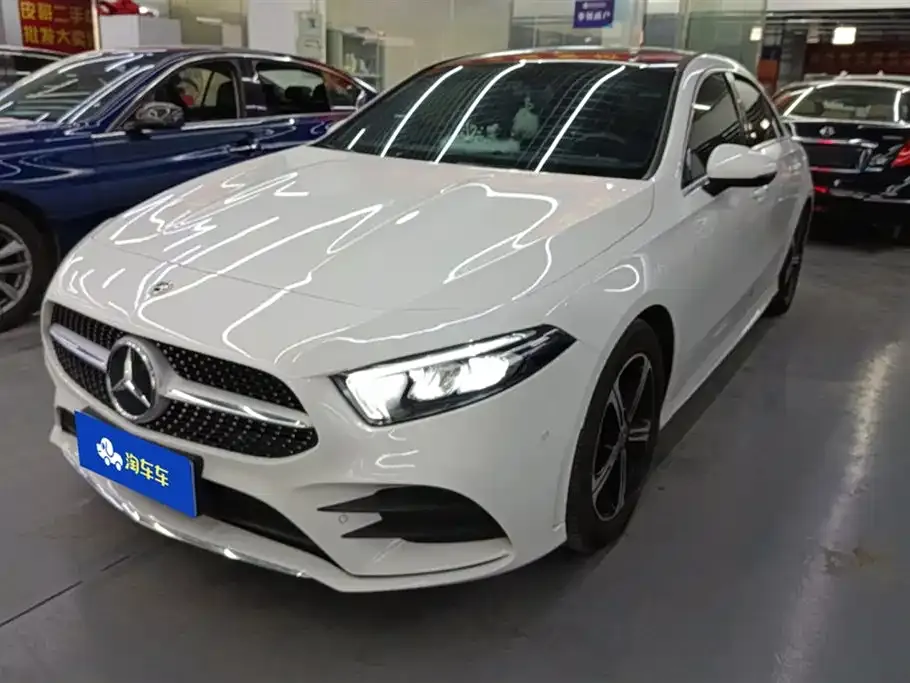 Mercedes-Benz A-Class 2023 из CN, фото 1