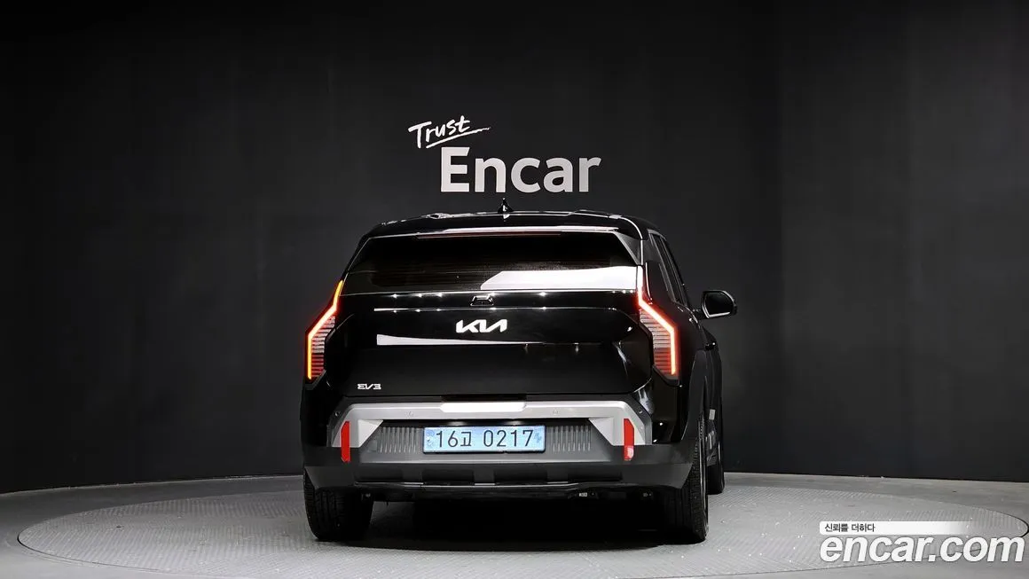 Kia EV3 — фото 3