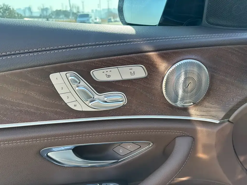Mercedes-Benz E-Class 2023 из CN, фото 5