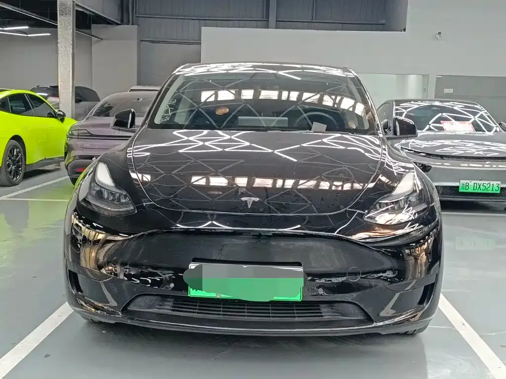Tesla Model Y 2023 из CN, фото 10