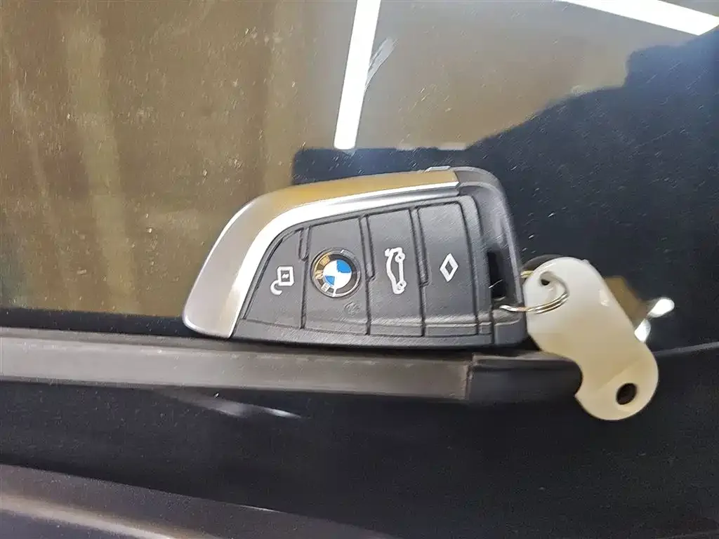 BMW X3 2023 из CN, фото 2