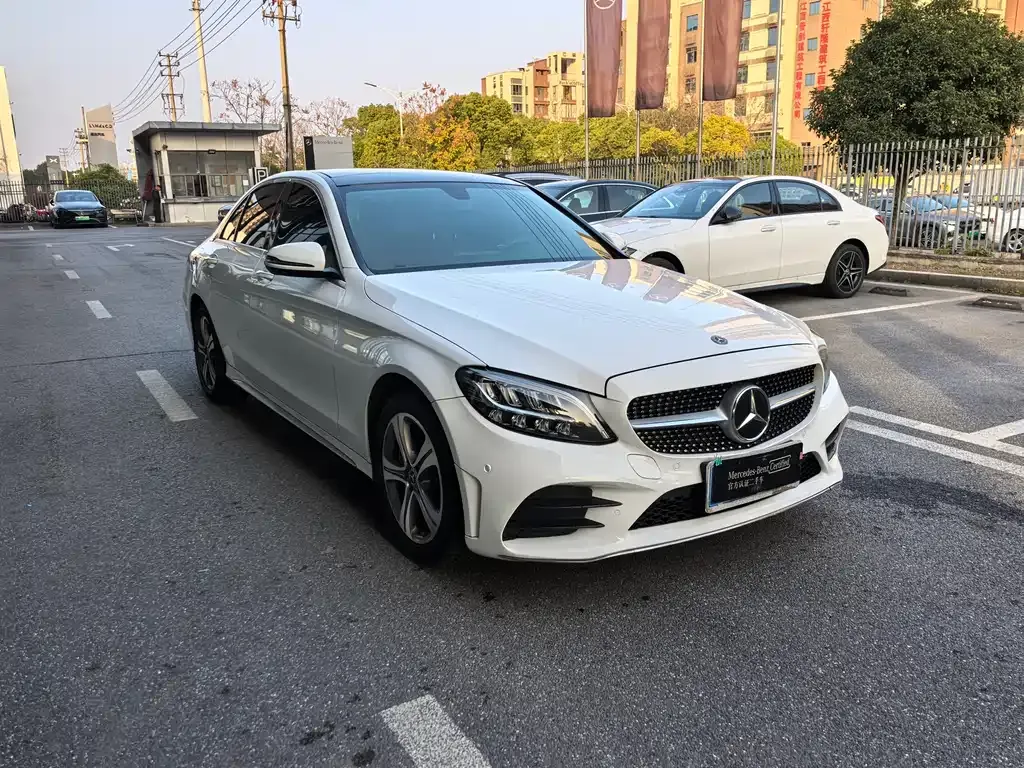 Mercedes-Benz C-Class — фото 10