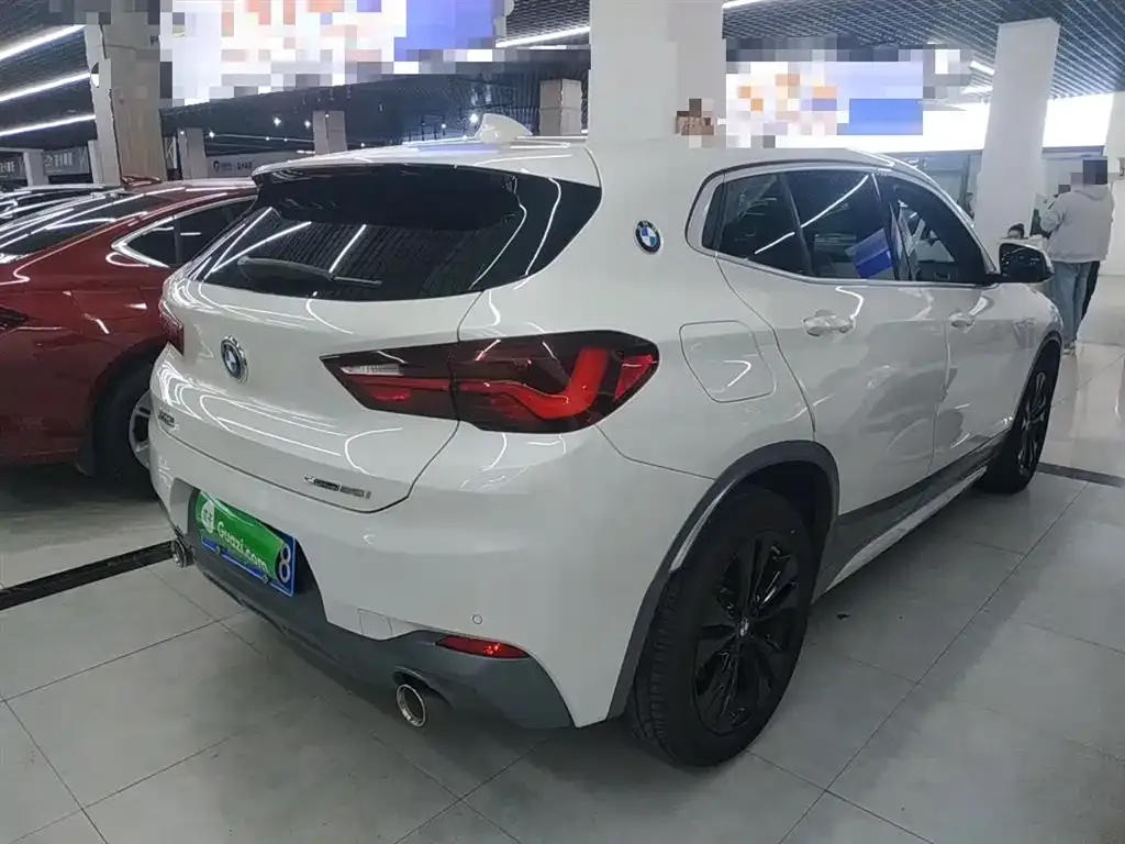 BMW X2 — фото 10