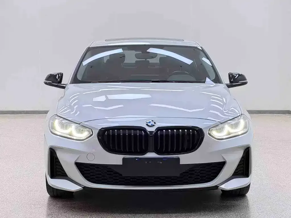 BMW 1 Series 2022 из CN, фото 5