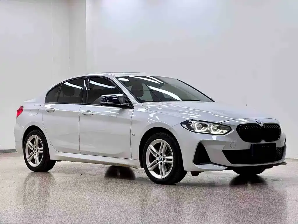 BMW 1 Series 2022 из CN, фото 8