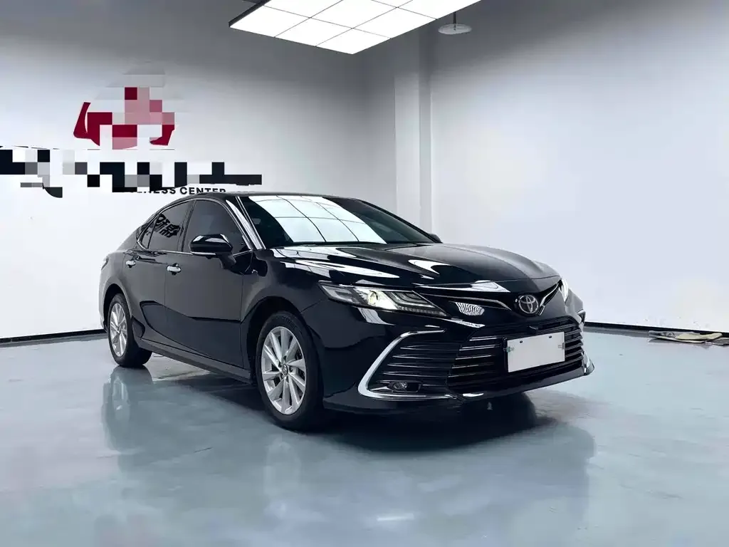 Toyota Camry 2023 из CN, фото 3