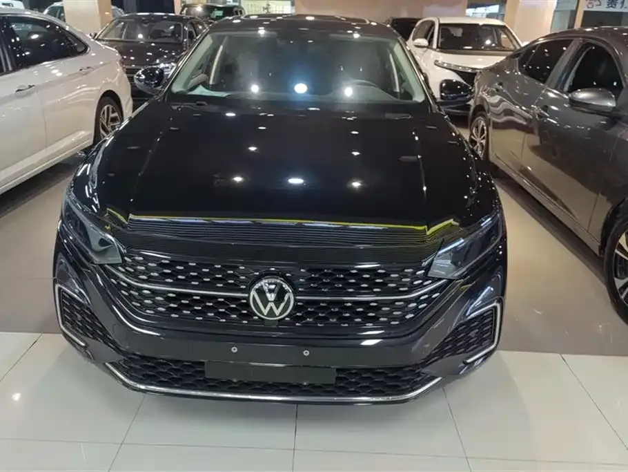 Volkswagen Passat — фото 5