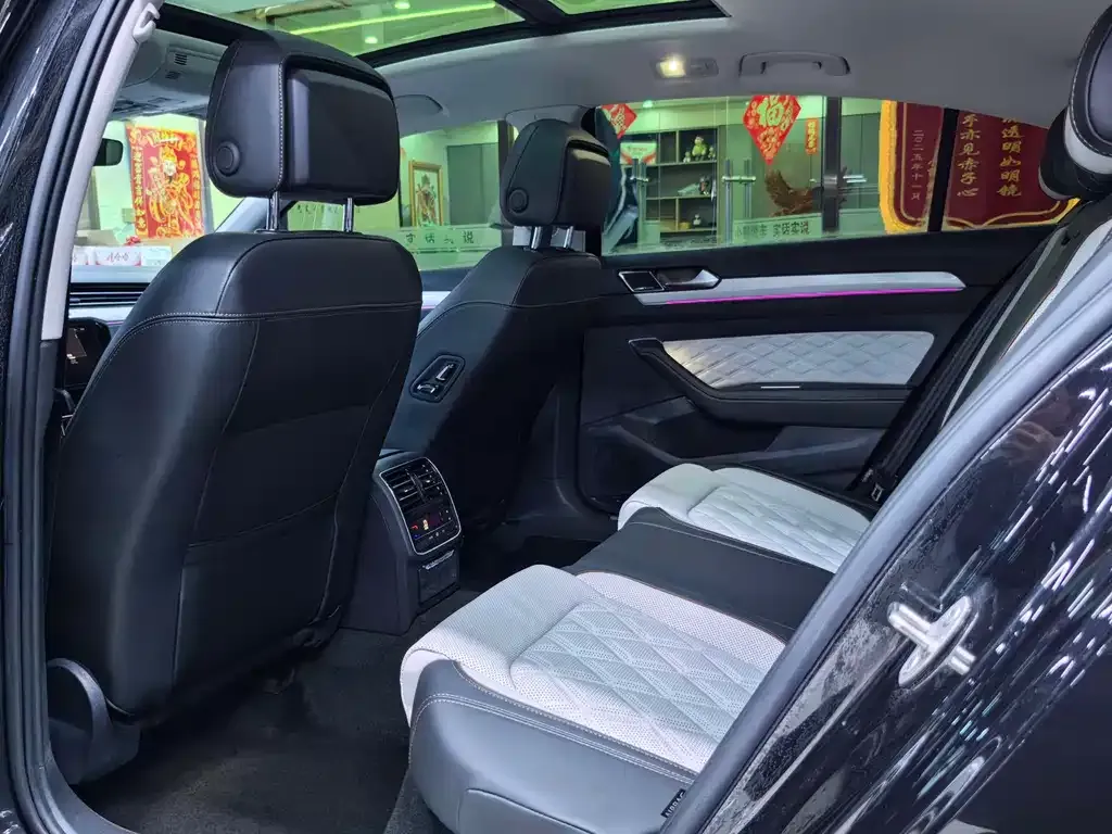 Volkswagen Magotan 2024 из CN, фото 2