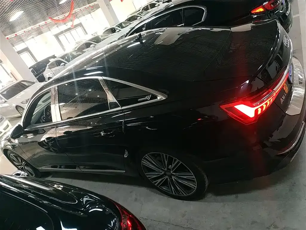 Audi A6L 2021 из CN, фото 3