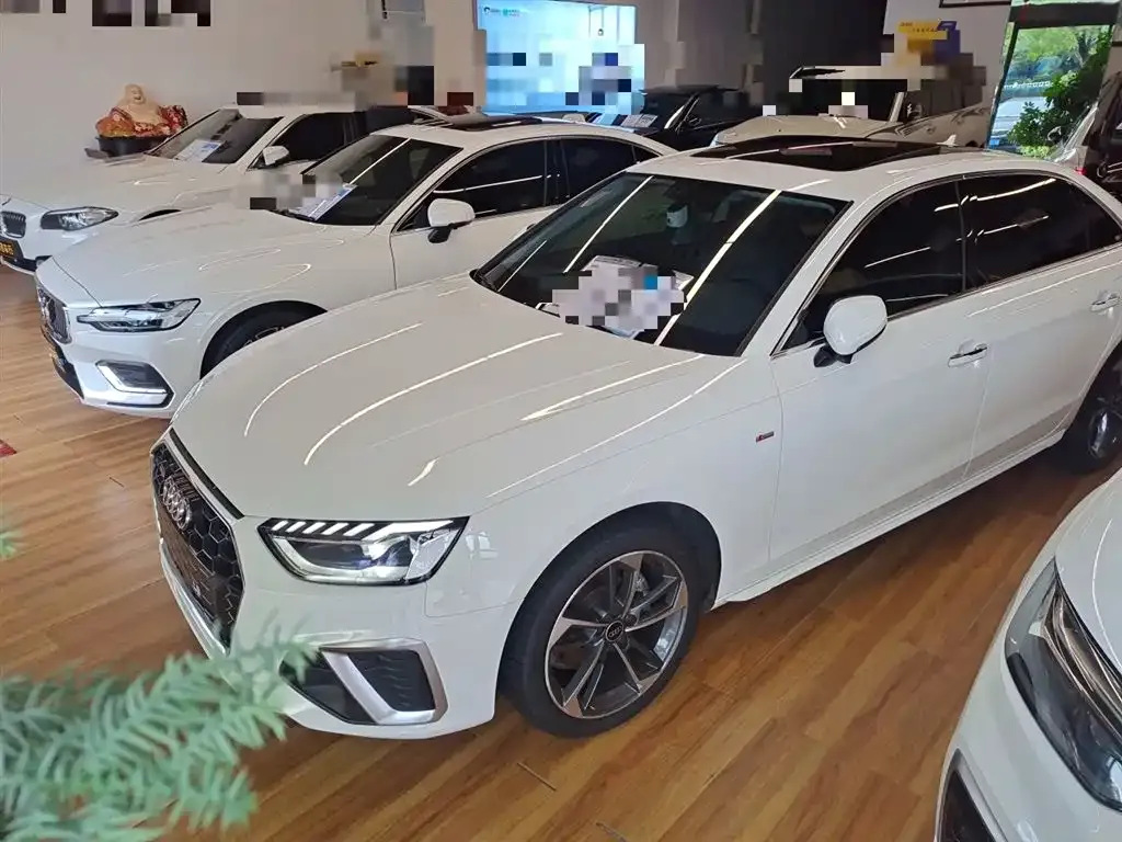 Audi A4L 2022 из CN, фото 7
