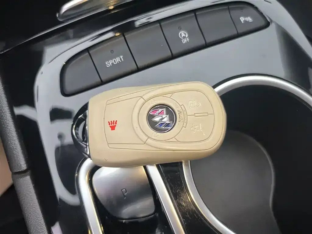 Buick Regal — фото 2