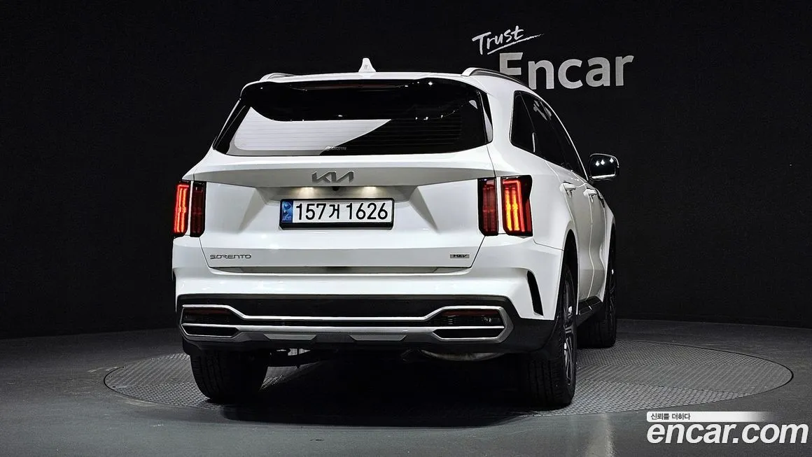 Kia Sorento — фото 6