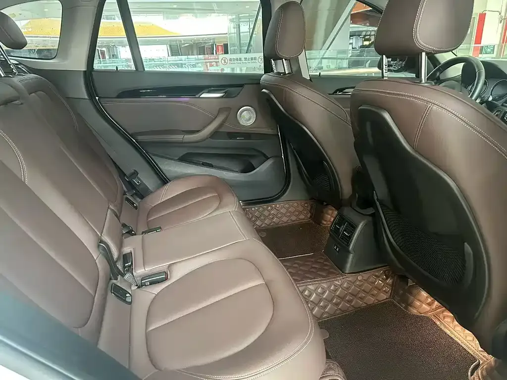 BMW X1 2022 из CN, фото 5