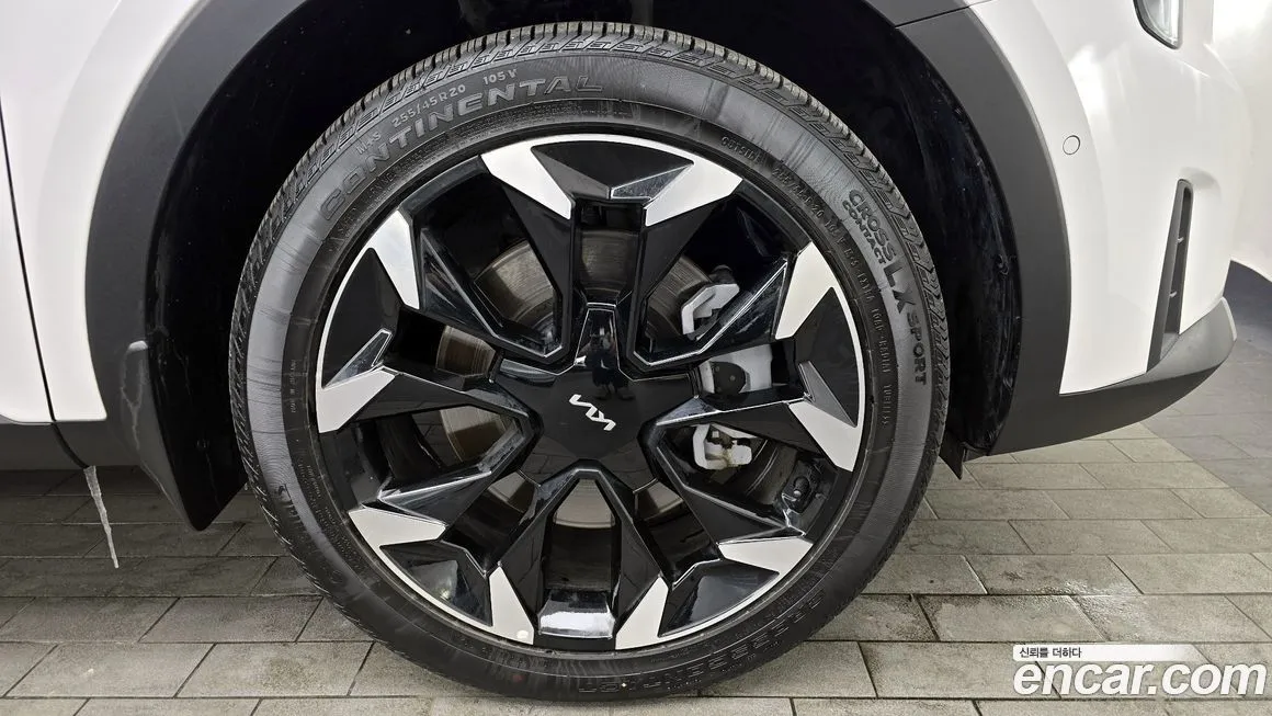 Kia Sorento — фото 9