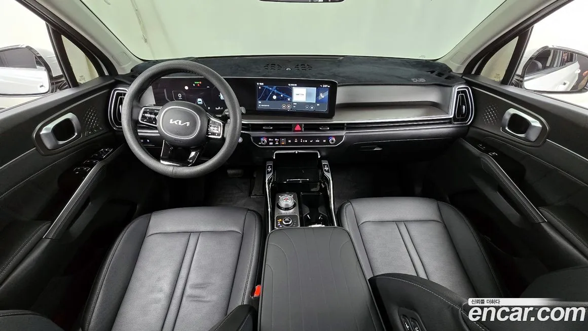 Kia Sorento — фото 6