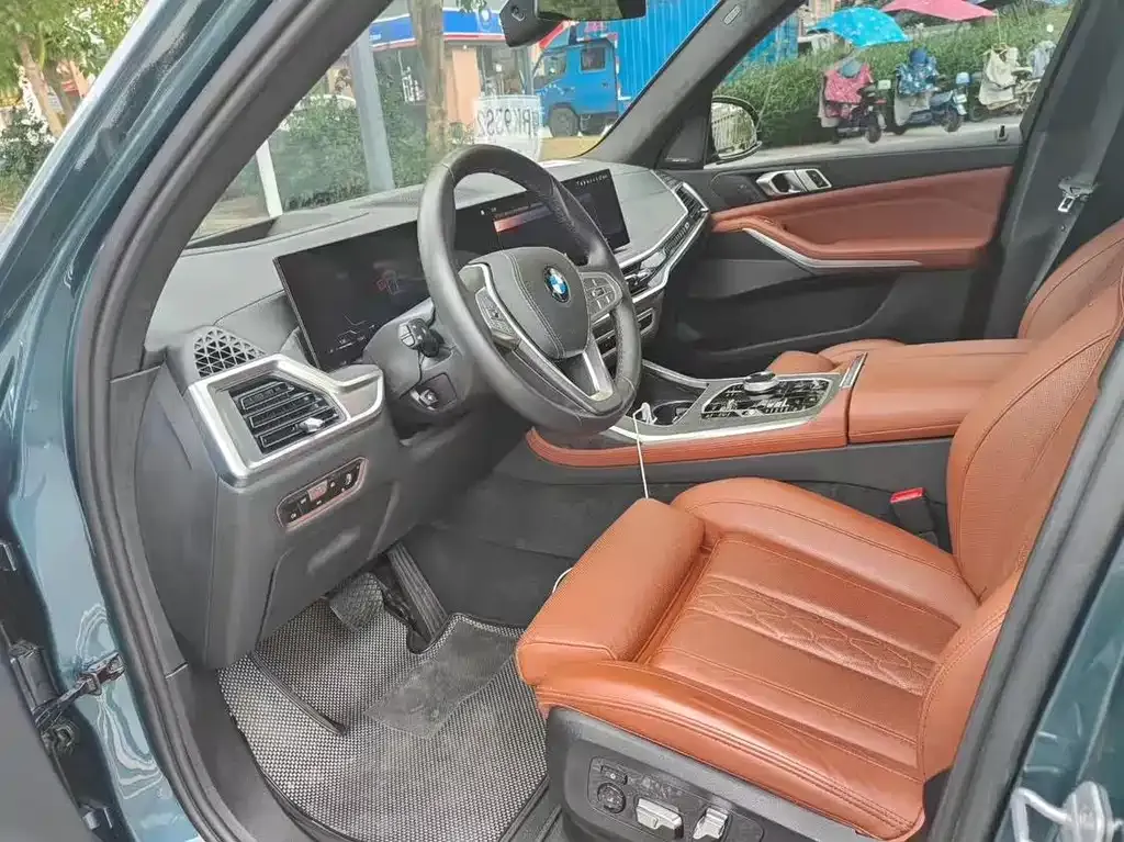 BMW X7 2024 из CN, фото 7