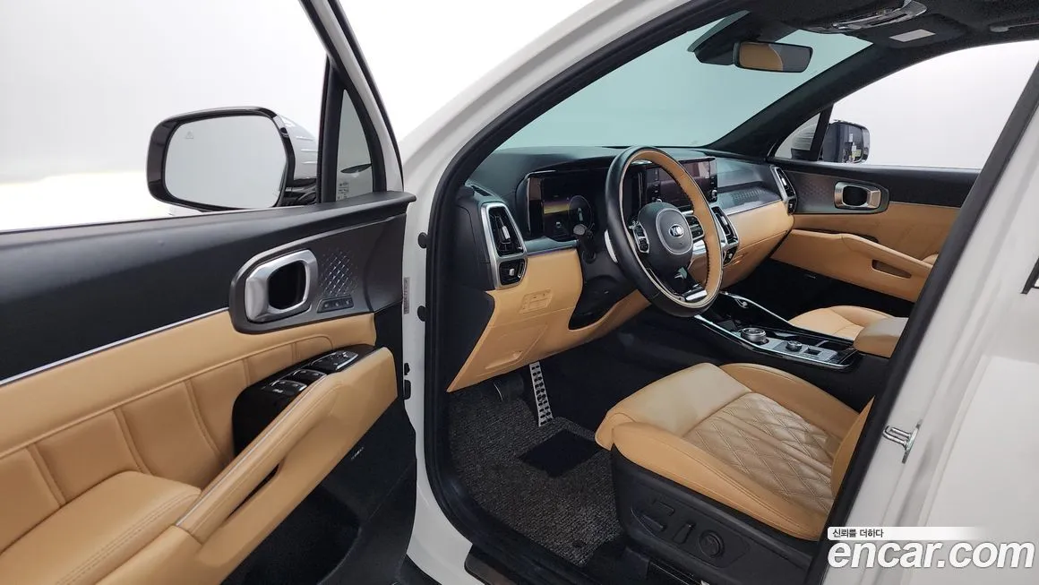 Kia Sorento — фото 10
