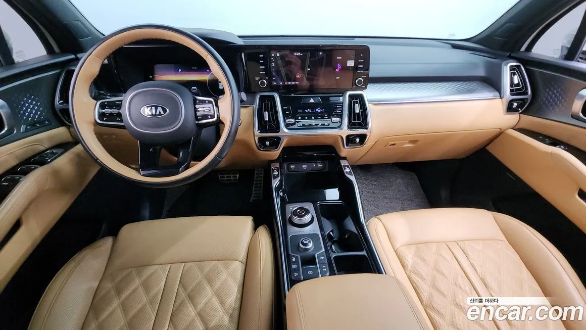 Kia Sorento — фото 7