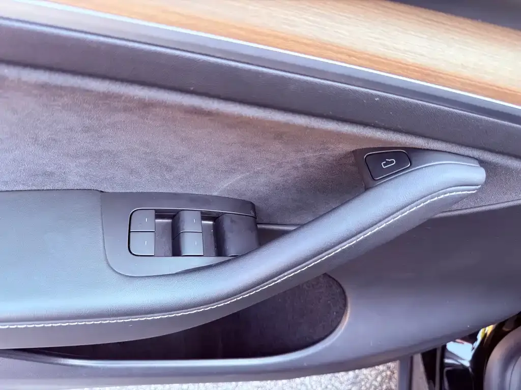 Tesla Model Y 2021 из CN, фото 6