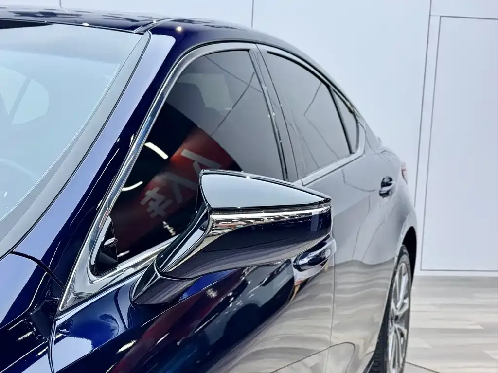 Lexus ES 2023 из CN, фото 3