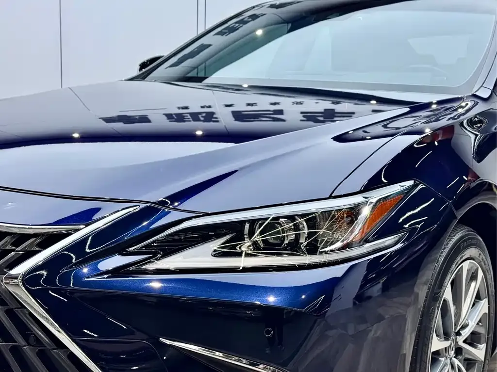 Lexus ES 2023 из CN, фото 9