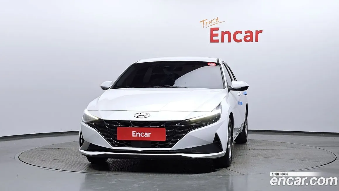 Hyundai AVANTE — фото 3