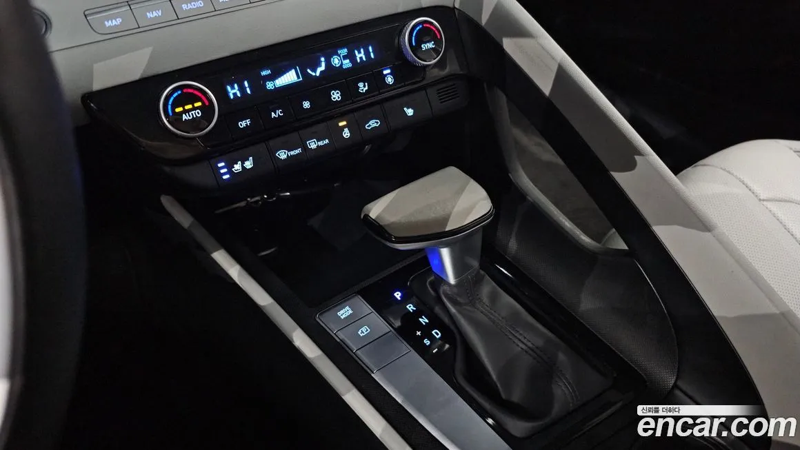 Hyundai AVANTE — фото 9