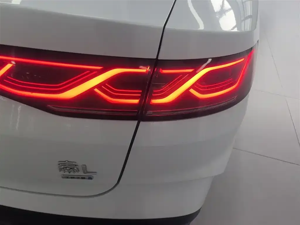 BYD Qin L 2025 из CN, фото 2