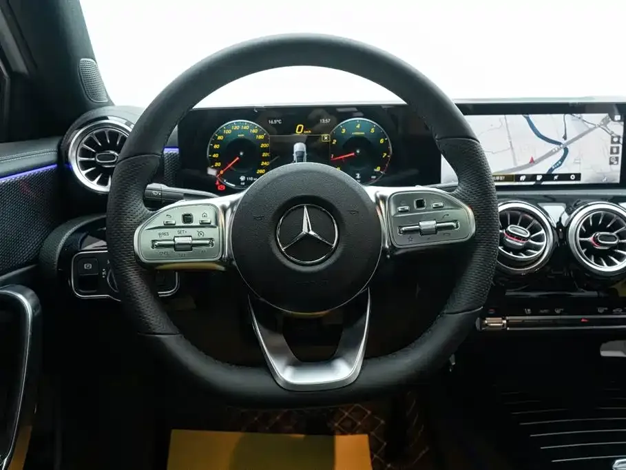 Mercedes-Benz A-Class 2022 из CN, фото 3