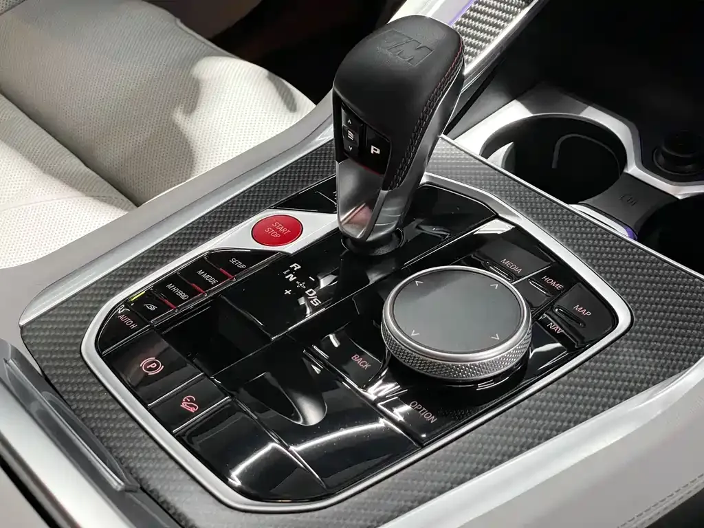 BMW XM 2024 из CN, фото 3