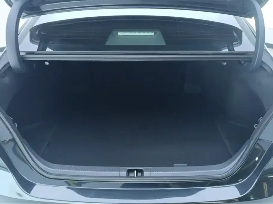 Toyota Camry 2021 из CN, фото 4