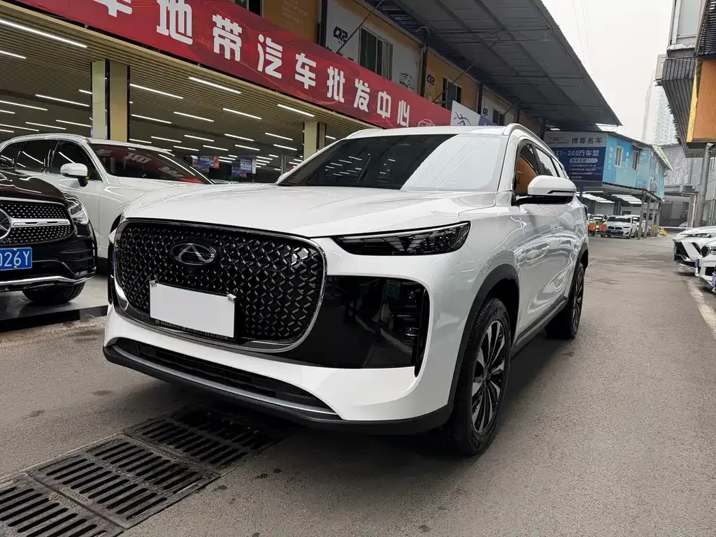 Chery Tiggo 8 PLUS — фото 1