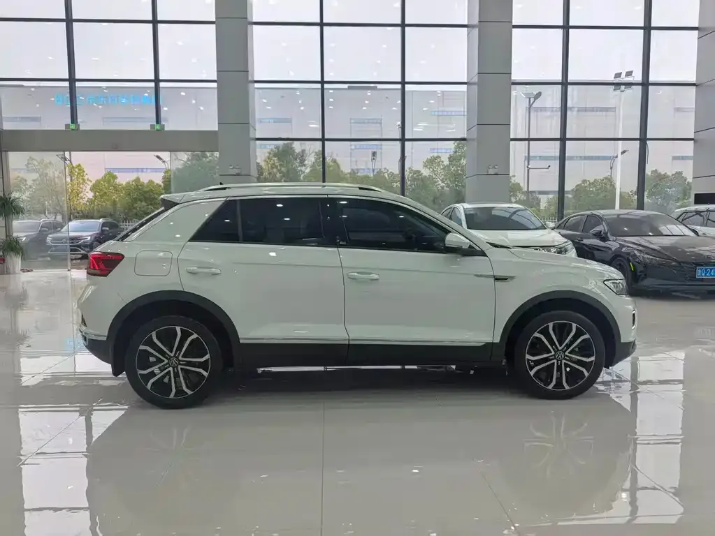 Volkswagen T-Roc 2022 из CN, фото 7